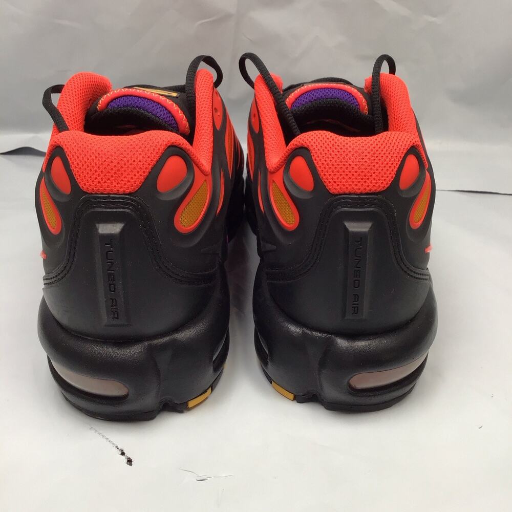New Men's Nike Red and Black Air Max Plus Drift with Purple Accents Size 11 B4 - Picture 2 of 8